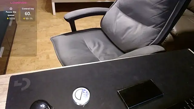 Snapshot of sensualman90 chatting on January 16, 2026, 12:03 am sensualman90 online show from January 16, 2026, 12:03 am