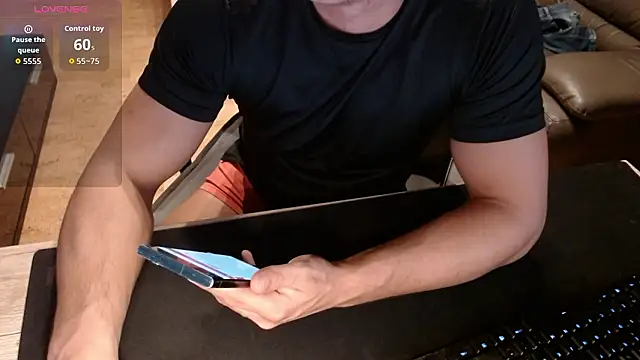 Snapshot of sensualman90 chatting on January 17, 2026, 8:34 pm sensualman90 online show from January 17, 2026, 8:34 pm