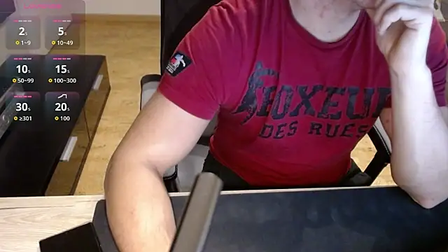 Snapshot of sensualman90 chatting on March 11, 2026, 9:10 pm sensualman90 online show from March 11, 2026, 9:10 pm