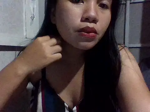 sweetprinces08 online show from February 3, 2026, 12:21 pm