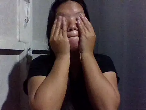 sweetprinces08 online show from March 5, 2026, 2:02 pm