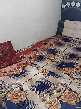 Cute-angle-1 online show from March 11, 2026, 8:42 am