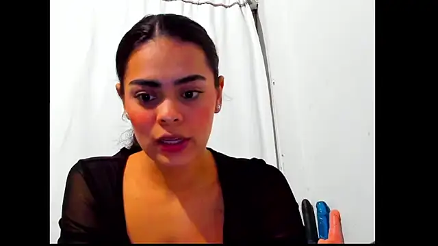 Snapshot of Antonella_Gomez22 chatting on February 3, 2026, 12:53 am Antonella Gomez22 online show from February 3, 2026, 12:53 am
