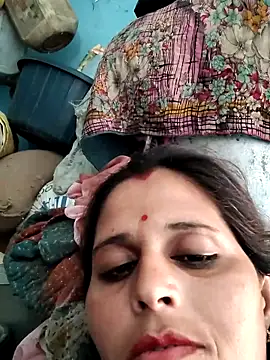 Bhavna8080 online show from June 4, 2026, 3:56 am