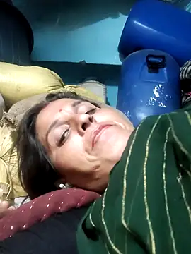 Bhavna8080 online show from July 29, 2026, 6:17 pm