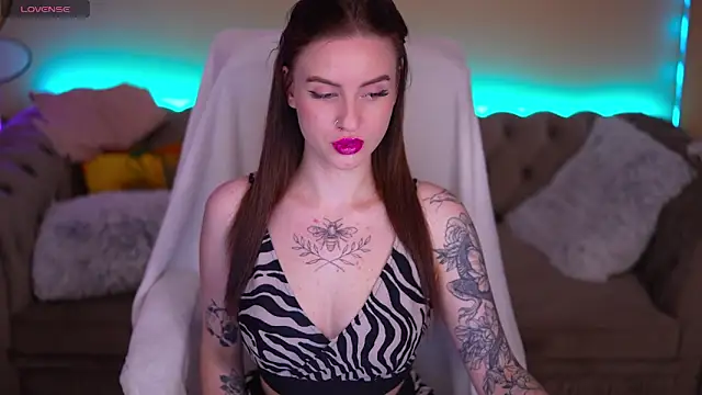 AlexaFleur online show from June 20, 2026, 1:03 pm