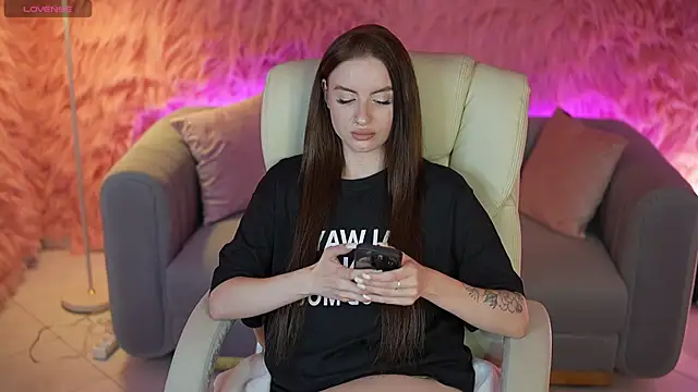 AlexaFleur online show from July 22, 2026, 7:27 pm