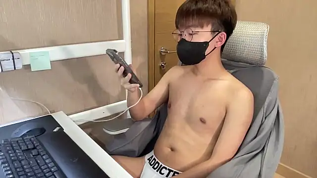 asian403x online show from February 12, 2026, 1:50 pm