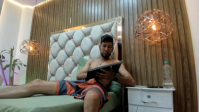 Snapshot of james__walsh chatting on February 16, 2026, 8:38 pm james walsh online show from February 16, 2026, 8:38 pm