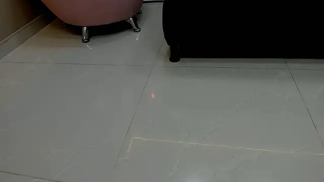 Snapshot of james__walsh chatting on March 5, 2026, 12:01 pm james walsh online show from March 5, 2026, 12:01 pm