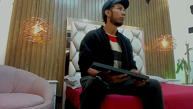 Snapshot of james__walsh chatting on March 10, 2026, 11:37 am james walsh online show from March 10, 2026, 11:37 am