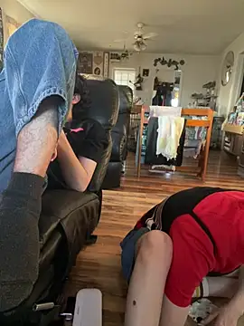 Snapshot of SugarNCinnamon chatting on March 9, 2026, 11:42 pm SugarNCinnamon online show from March 9, 2026, 11:42 pm