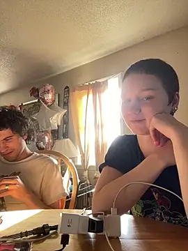 Snapshot of SugarNCinnamon chatting on March 28, 2026, 10:31 pm SugarNCinnamon online show from March 28, 2026, 10:31 pm