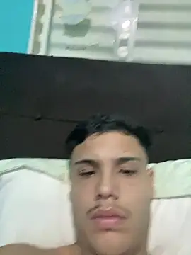 Wellington00  online show from March 13, 2026, 2:18 am