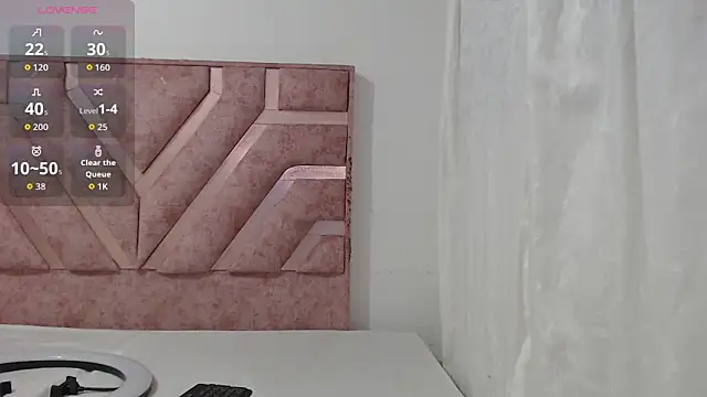 Roxy Fox- online show from March 14, 2026, 4:18 am