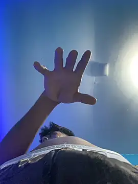 ultratulon online show from February 4, 2026, 3:12 am