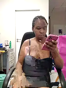 Snapshot of princess-boobz chatting on May 10, 2026, 5:18 pm princess-boobz online show from May 10, 2026, 5:18 pm