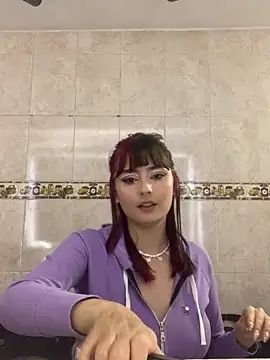Ela James  online show from May 2, 2026, 6:13 pm
