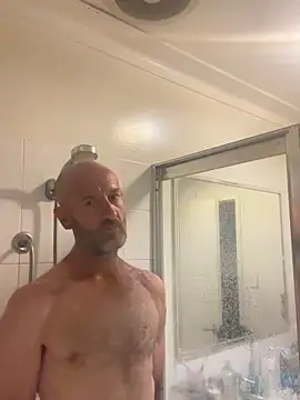 Milkmanjack online show from February 5, 2026, 8:24 pm