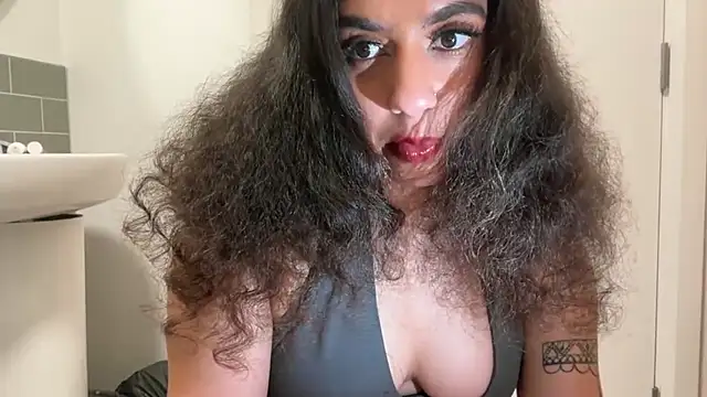 fayfay21xh online show from March 17, 2026, 6:44 pm