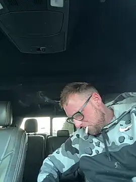 Snapshot of WIDBIGWHITECOCK chatting on February 12, 2026, 9:54 pm WIDBIGWHITECOCK online show from February 12, 2026, 9:54 pm