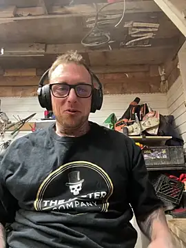 Snapshot of WIDBIGWHITECOCK chatting on February 16, 2026, 4:08 am WIDBIGWHITECOCK online show from February 16, 2026, 4:08 am