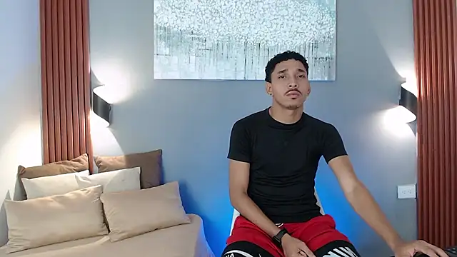 Julian Dark  online show from March 12, 2026, 3:45 am