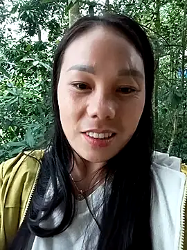 vanvan005 online show from May 1, 2026, 10:31 am