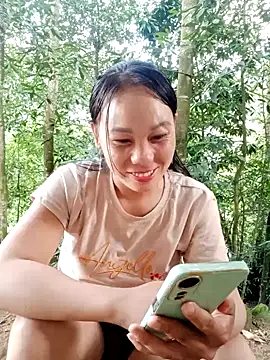 Snapshot of vanvan005 chatting on May 15, 2026, 10:55 am vanvan005 online show from May 15, 2026, 10:55 am