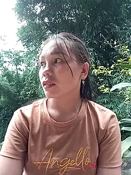 Snapshot of vanvan005 chatting on May 23, 2026, 10:52 am vanvan005 online show from May 23, 2026, 10:52 am