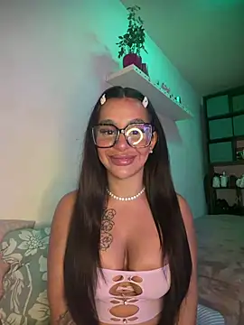Snapshot of sweetxlayla chatting on June 30, 2026, 7:48 pm sweetxlayla online show from June 30, 2026, 7:48 pm