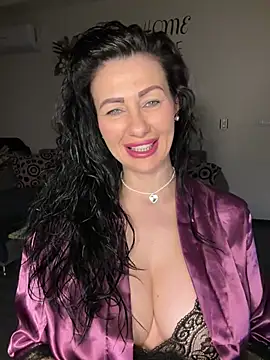 Snapshot of IRISWHITE17 chatting on February 16, 2026, 5:58 am IRISWHITE17 online show from February 16, 2026, 5:58 am