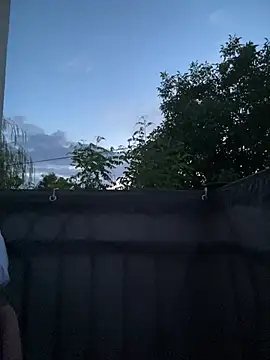 IRISWHITE17 online show from July 10, 2026, 2:27 am