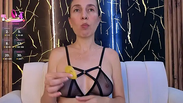 Starlight Mature aws online show from June 26, 2026, 8:57 pm