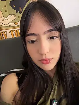 HinaSweet online show from June 29, 2026, 1:34 am