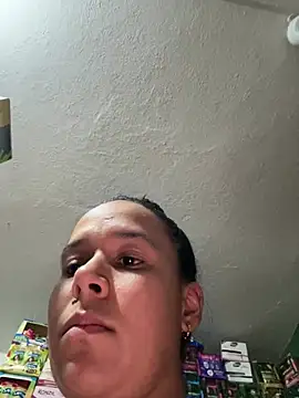 Snapshot of lannabellx chatting on July 10, 2026, 11:29 pm lannabellx online show from July 10, 2026, 11:29 pm