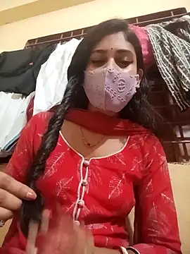 queenneha69 online show from May 3, 2026, 4:24 pm