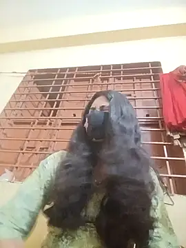 queenneha69 online show from May 24, 2026, 5:18 pm