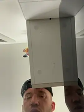 slutwifebbw online show from April 8, 2026, 10:32 pm