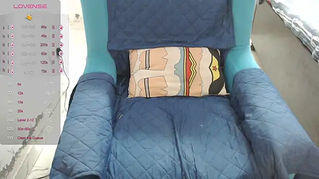 Snapshot of Candy-floss265 chatting on February 12, 2025, 5:37 pm Candy-floss265 online show from February 12, 2025, 5:37 pm