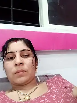 Hot ree85 online show from March 21, 2026, 8:52 am