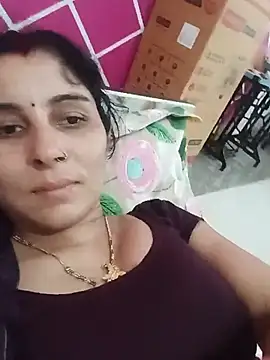Hot ree85 online show from July 9, 2026, 4:49 am