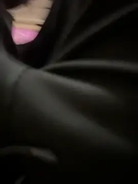 Snapshot of ibrm555 chatting on March 10, 2026, 4:45 pm ibrm555 online show from March 10, 2026, 4:45 pm