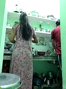 Snapshot of Night-Couple2 chatting on March 6, 2026, 3:30 pm Night-Couple2 online show from March 6, 2026, 3:30 pm