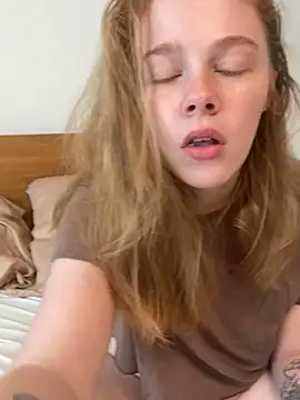 gingerslutt online show from February 12, 2026, 2:12 pm