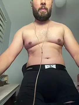 NinoEstouranel online show from January 19, 2026, 5:22 am