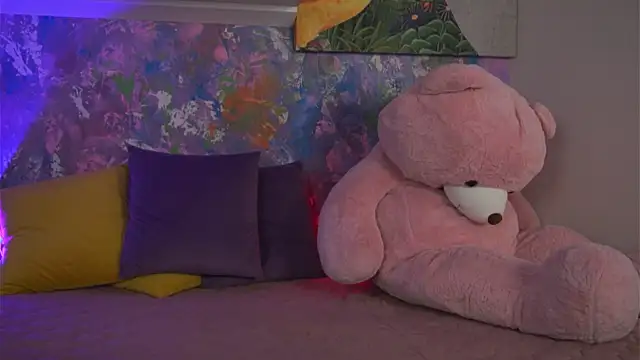 Ava Solis online show from May 27, 2026, 7:44 pm