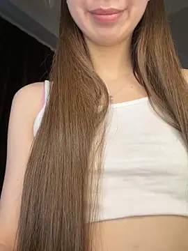 SkylineBliss online show from February 22, 2026, 6:02 am