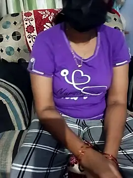 Tinarosy13 online show from March 8, 2026, 7:28 pm