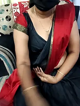 Tinarosy13 online show from March 9, 2026, 7:34 am